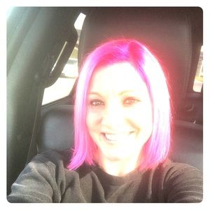 Meet your Posher, Angela